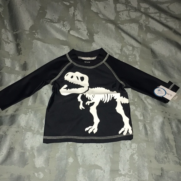 Baby boy rashguard and swim trunk set - Picture 2 of 7